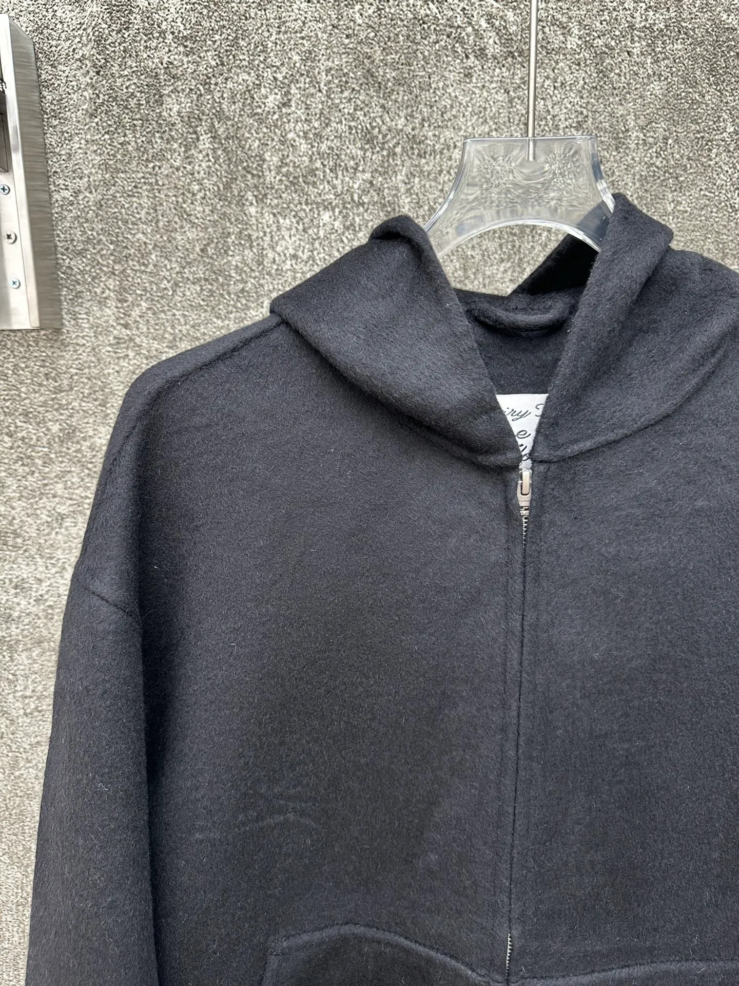 ACNE Studios 25ss ACNE， ， 35 ， YB 。 ， 90% +10% ， 。 TALON ， ， 。 ， YB ， ， ， ， 。 Same Style ， 。 ， ， Same Style！ Size：S M L XL